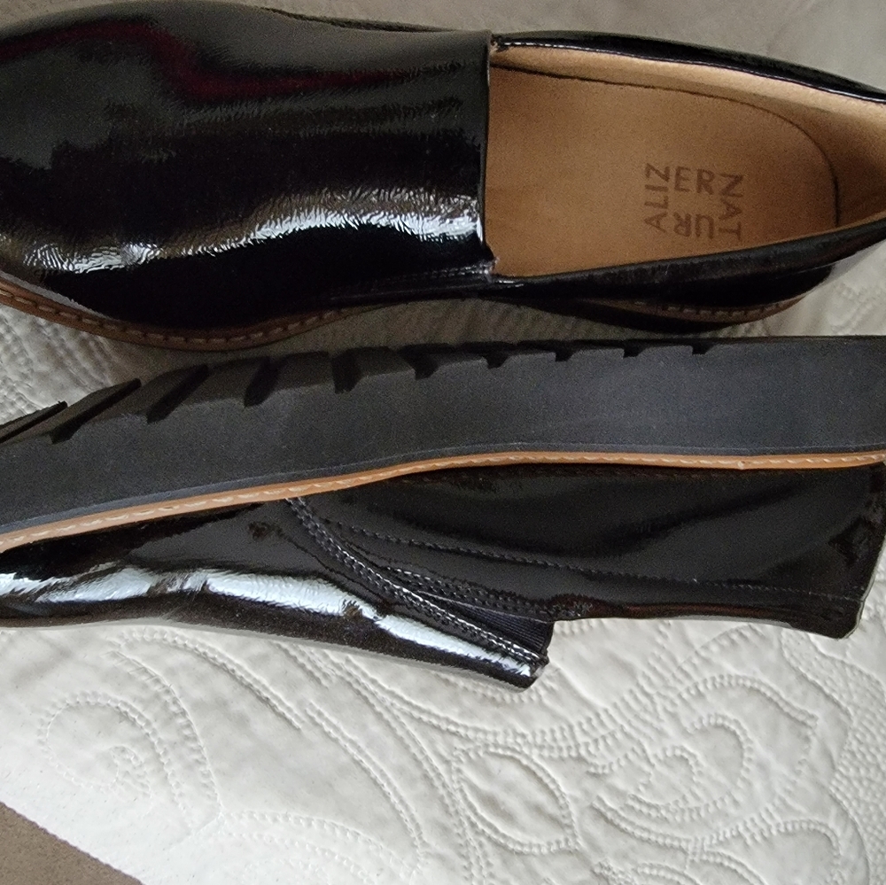 Loafer by Naturalizer Sz 10 slip on